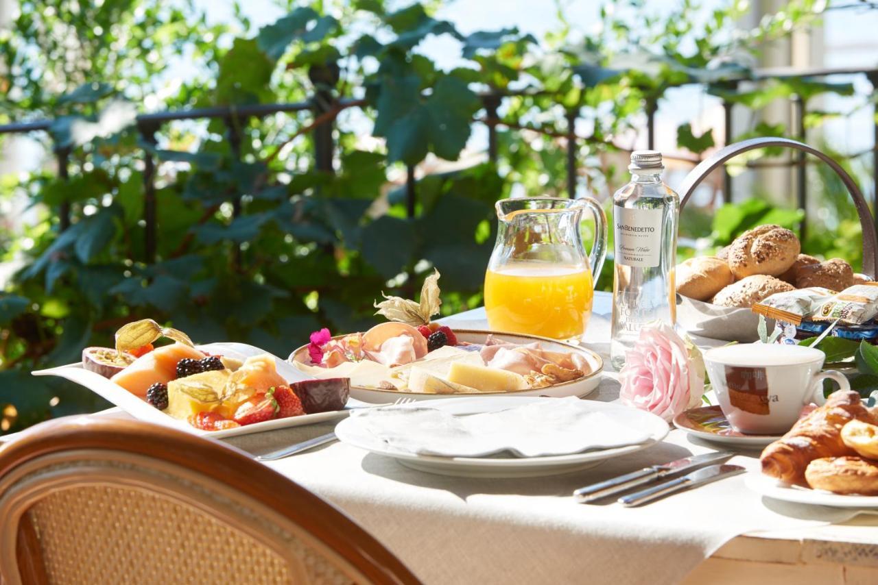Hotel Ristorante Sogno San Felice del Benaco Dış mekan fotoğraf